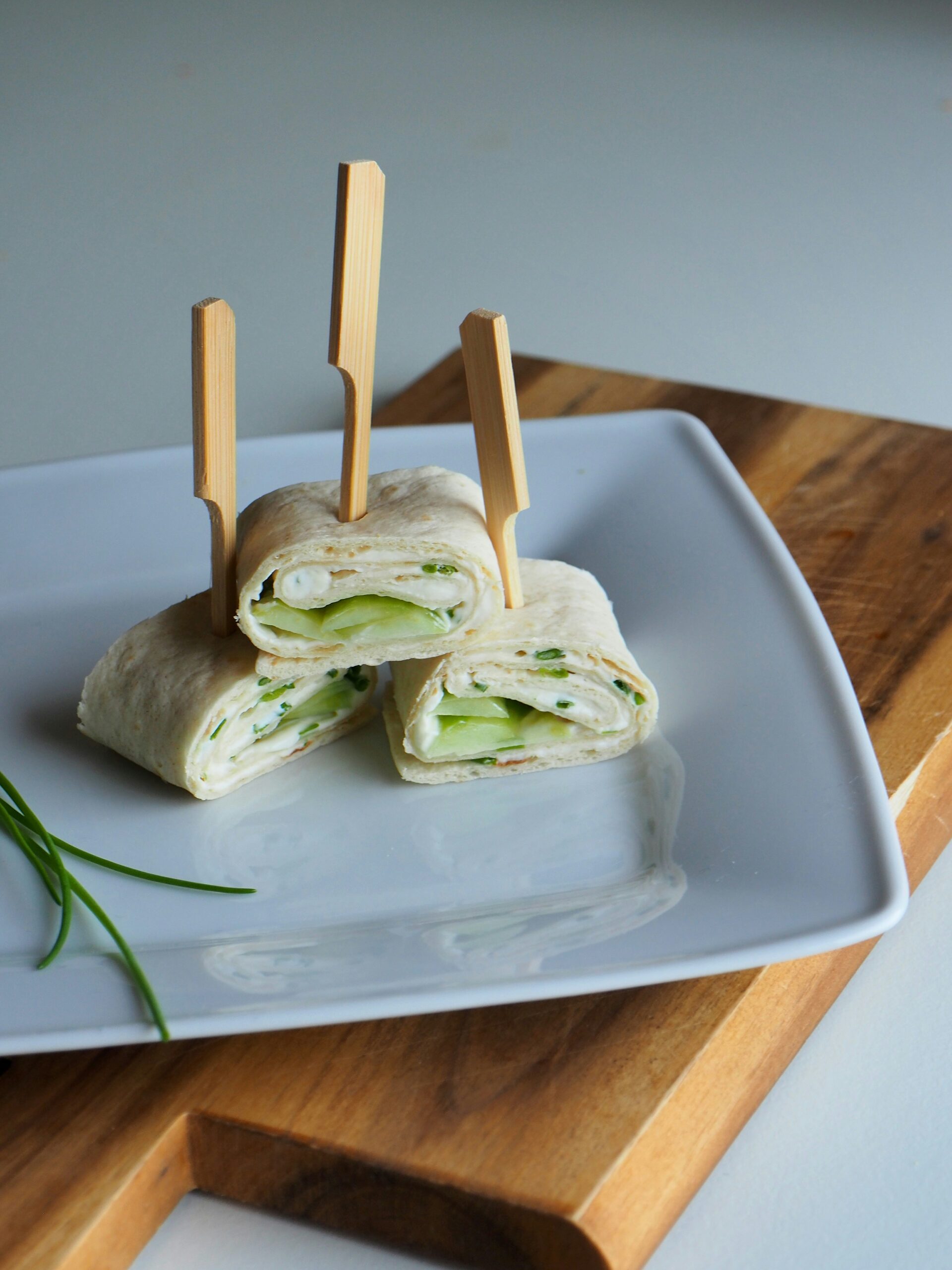 Gurken Frischkäse Wraps als einfache Lunchbox Idee für Kinder
