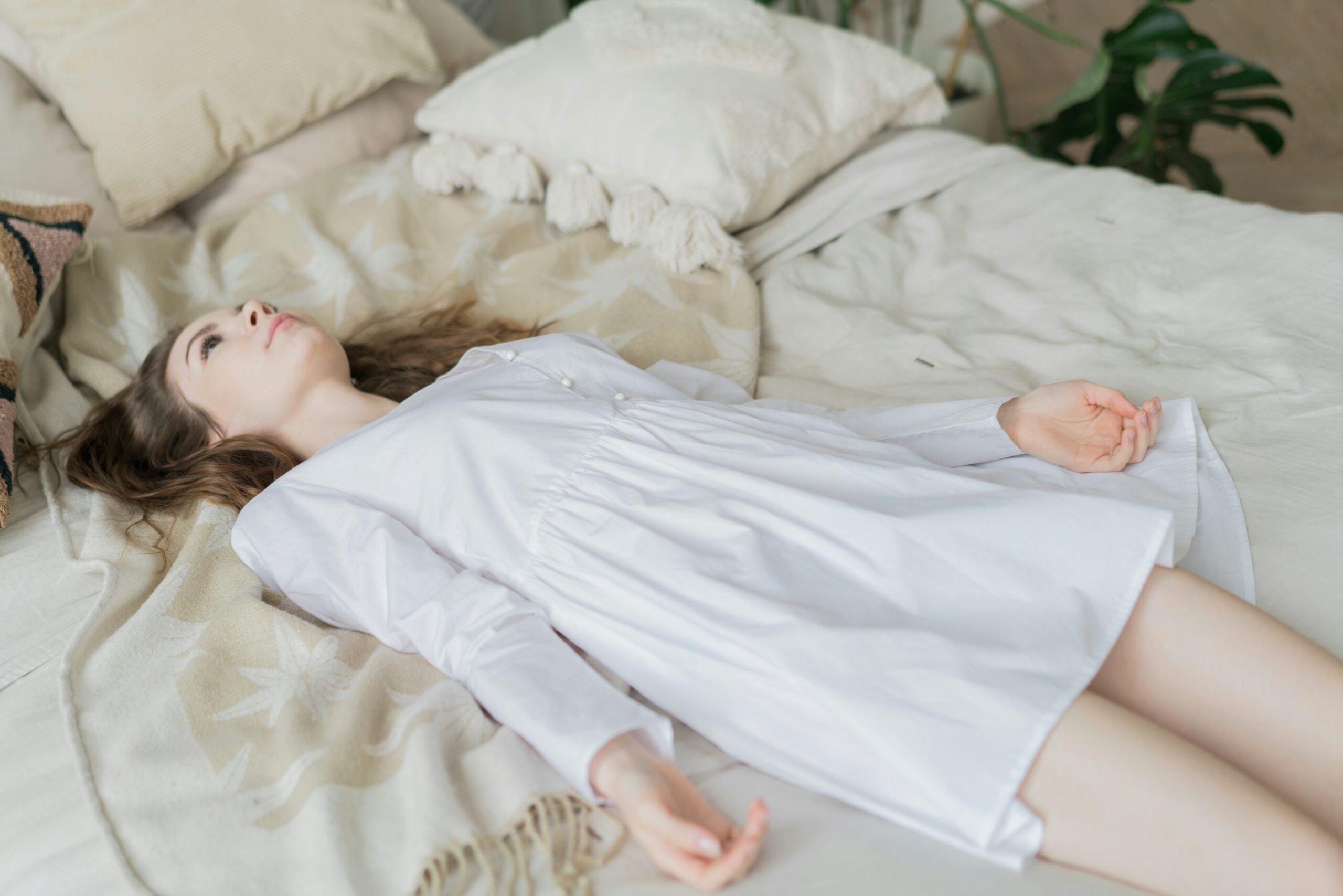 Bewusste Ruhepause mit Meditation und Journaling